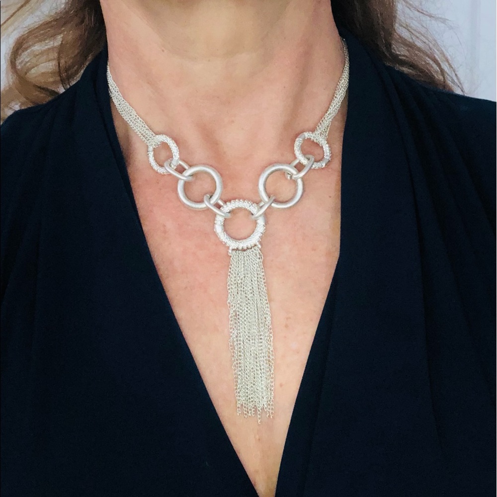 Silver necklace, used in very good condition